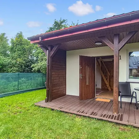 Ferienhaus 1 Bedroom Gorgeous In Sarbinowo